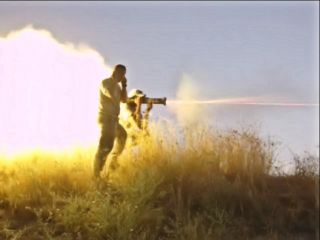 Illustration for article titled Readers Get to Play With Real AT4 Anti-Armour Bazooka While Brian Keeps Playing Halo 3